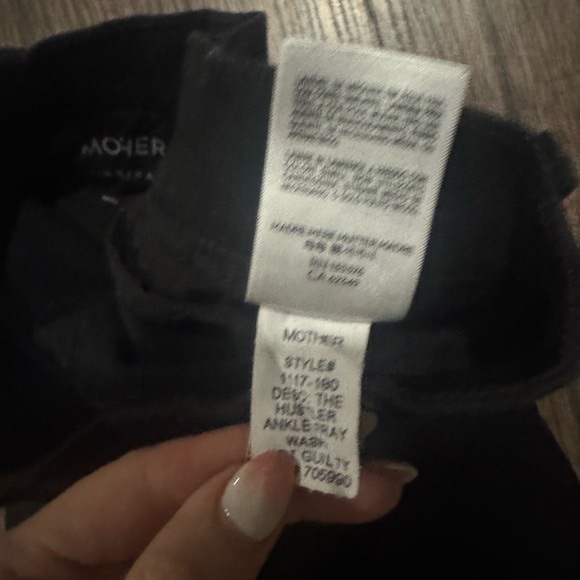 MOTHER crop hustler fray sz 27 - Picture 6 of 6